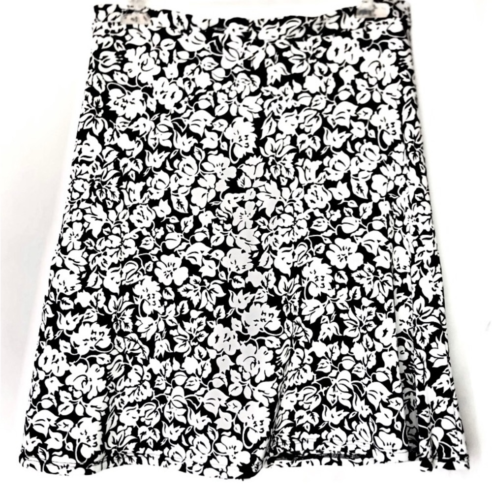 White House Black Market Stretch Skirt Floral Size M